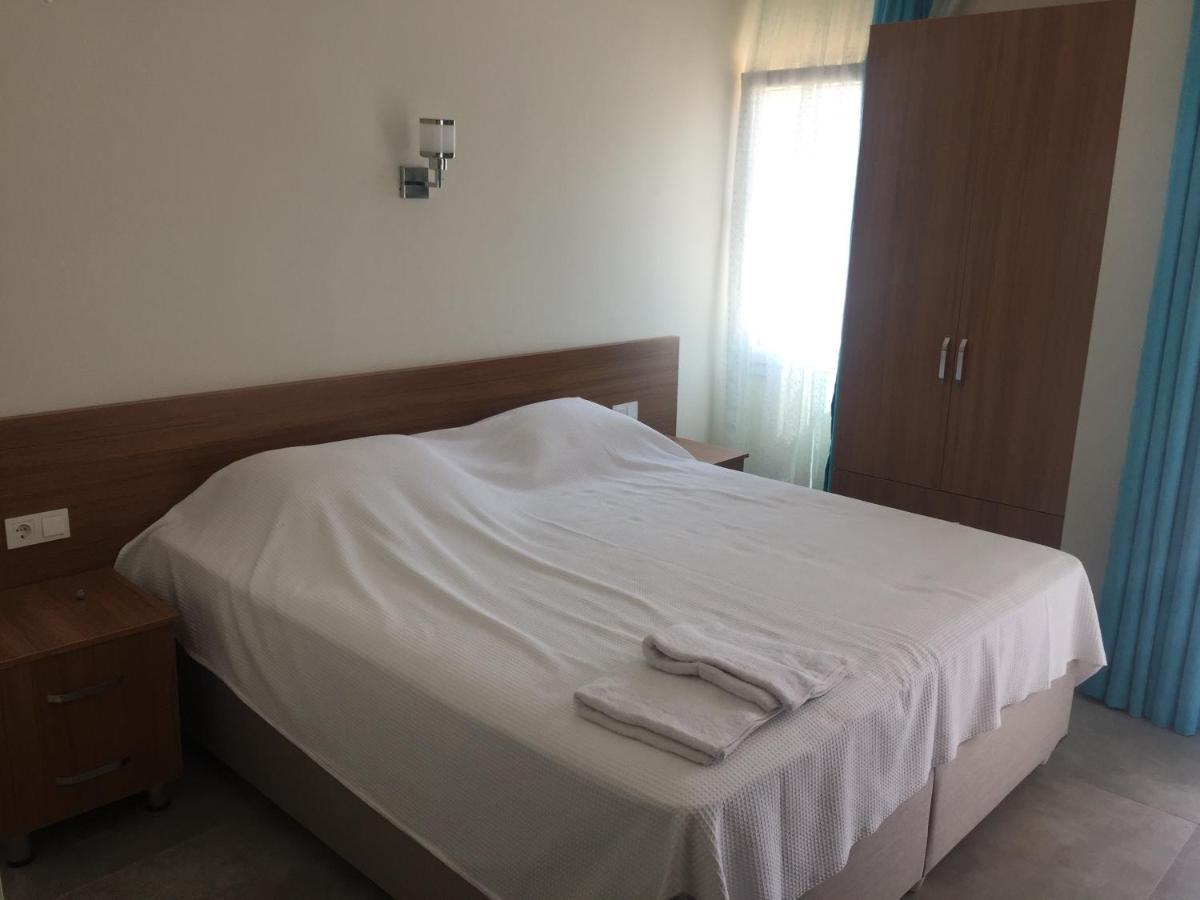 Standard Double Room,1056265843:JPEG