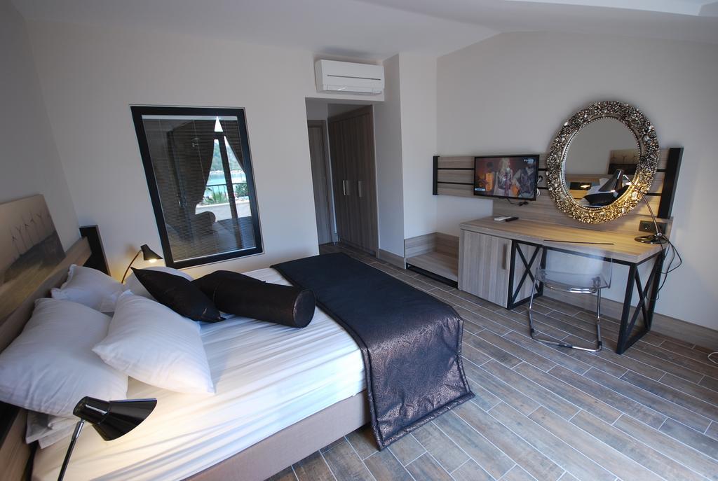 Deluxe Double Room with Sea View