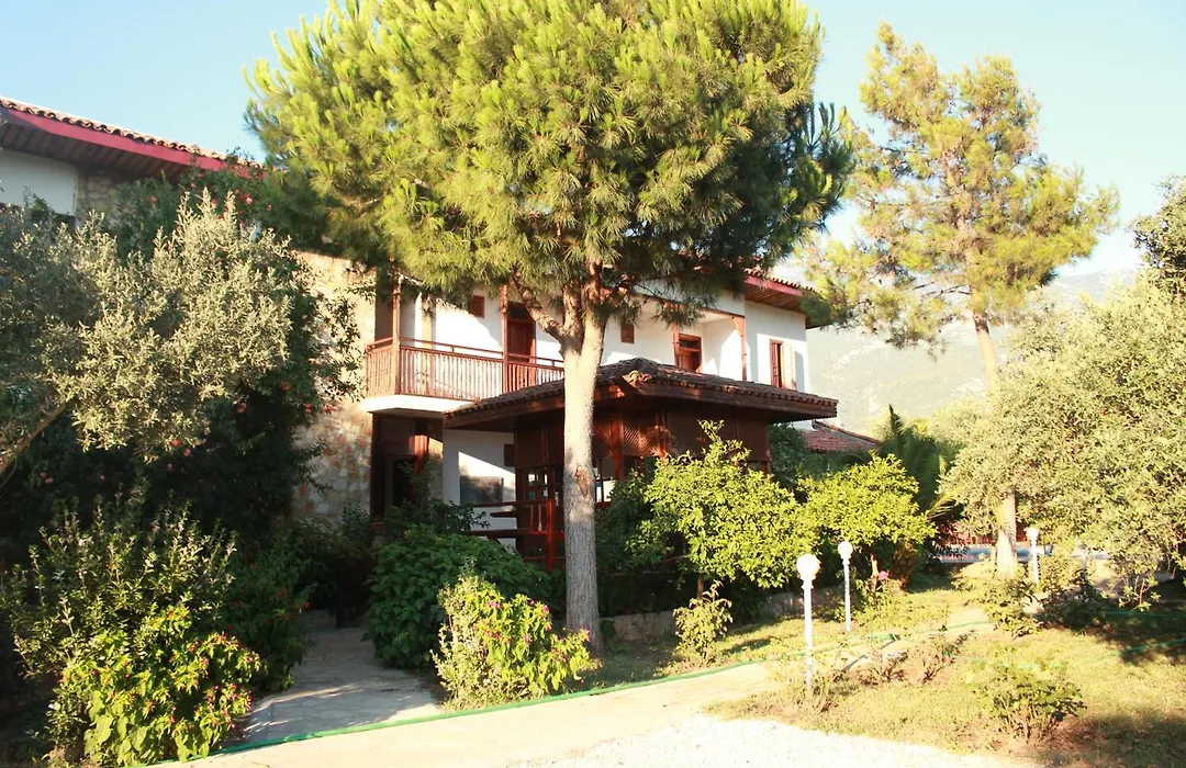 Elze Hotel-1