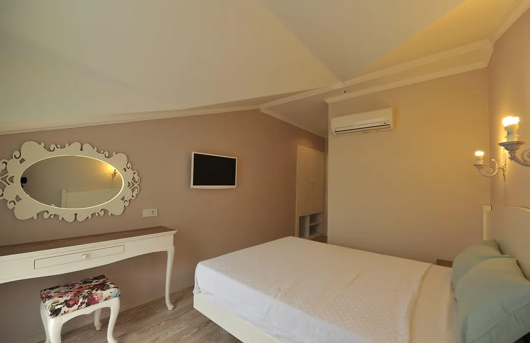 Majestic Hotel-1