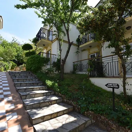 Artemisia Royal Park Club Hotel-3