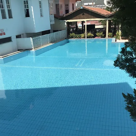 R.E.D. Hotel-3