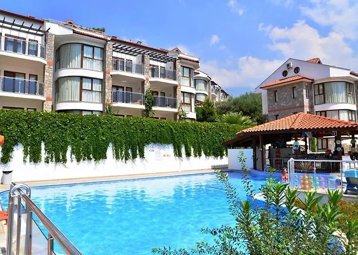 Golden Life Heights Deluxe Suite - Adult Only