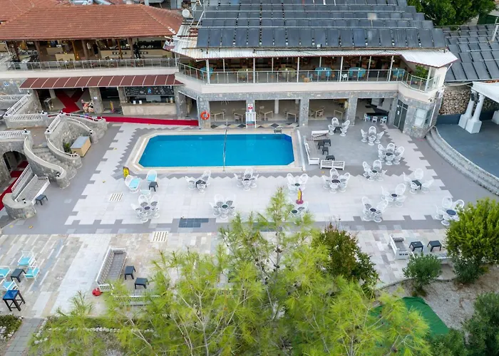 Nicholas Park Hotel